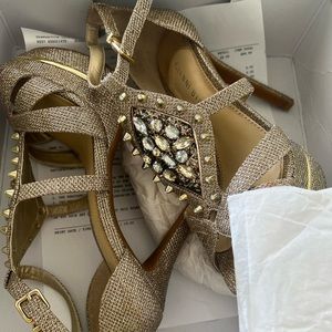 Gianni Bini high heels